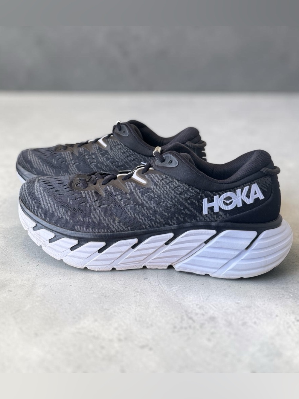 Hoka womens Gaviota 4